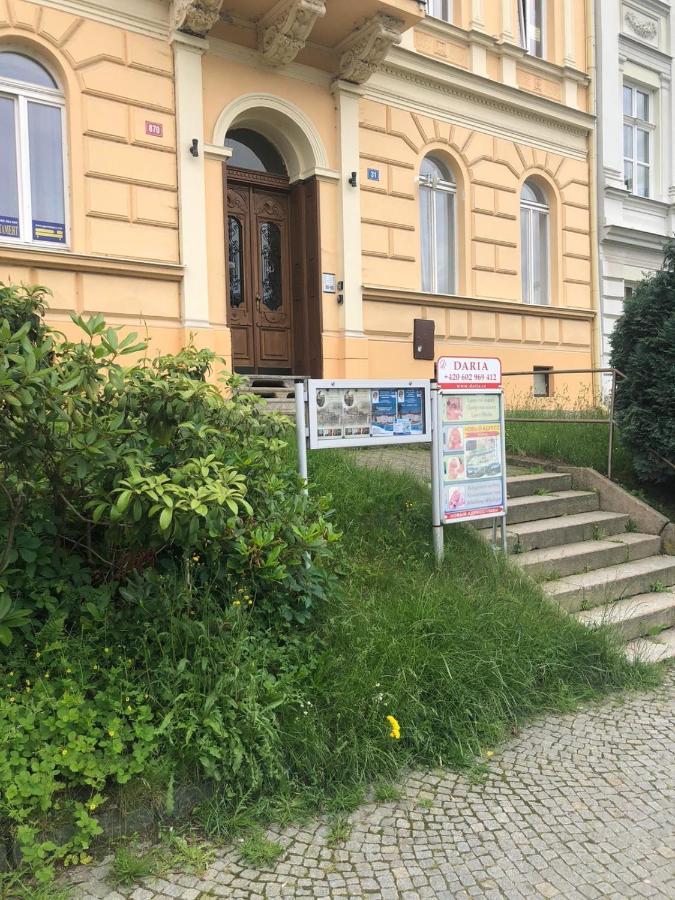 Apartman na Zahradní KLV Exterior foto