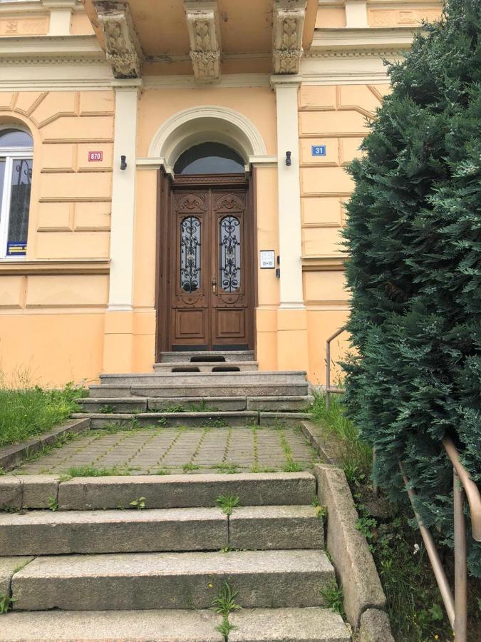Apartman na Zahradní KLV Exterior foto