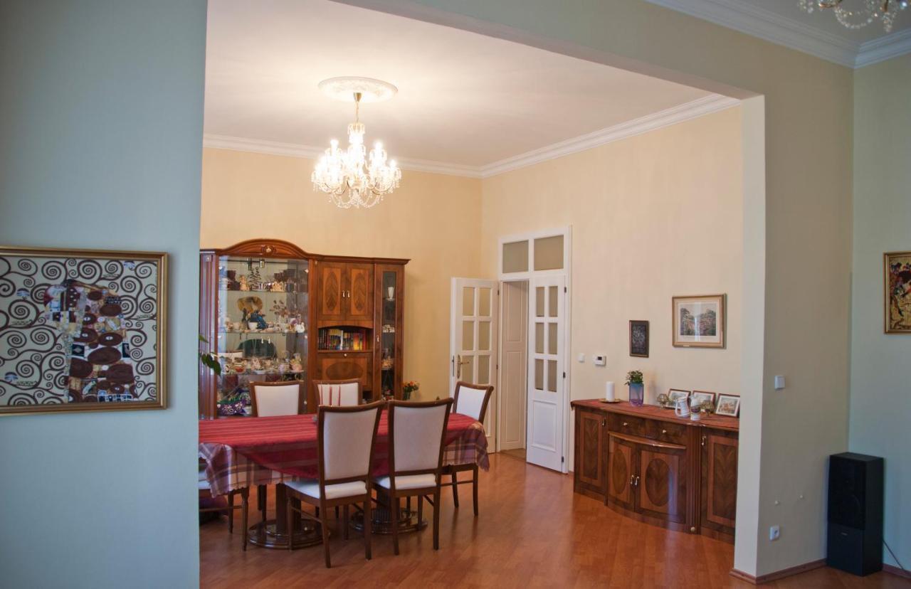 Apartman na Zahradní KLV Exterior foto