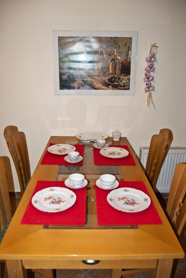 Apartman na Zahradní KLV Exterior foto